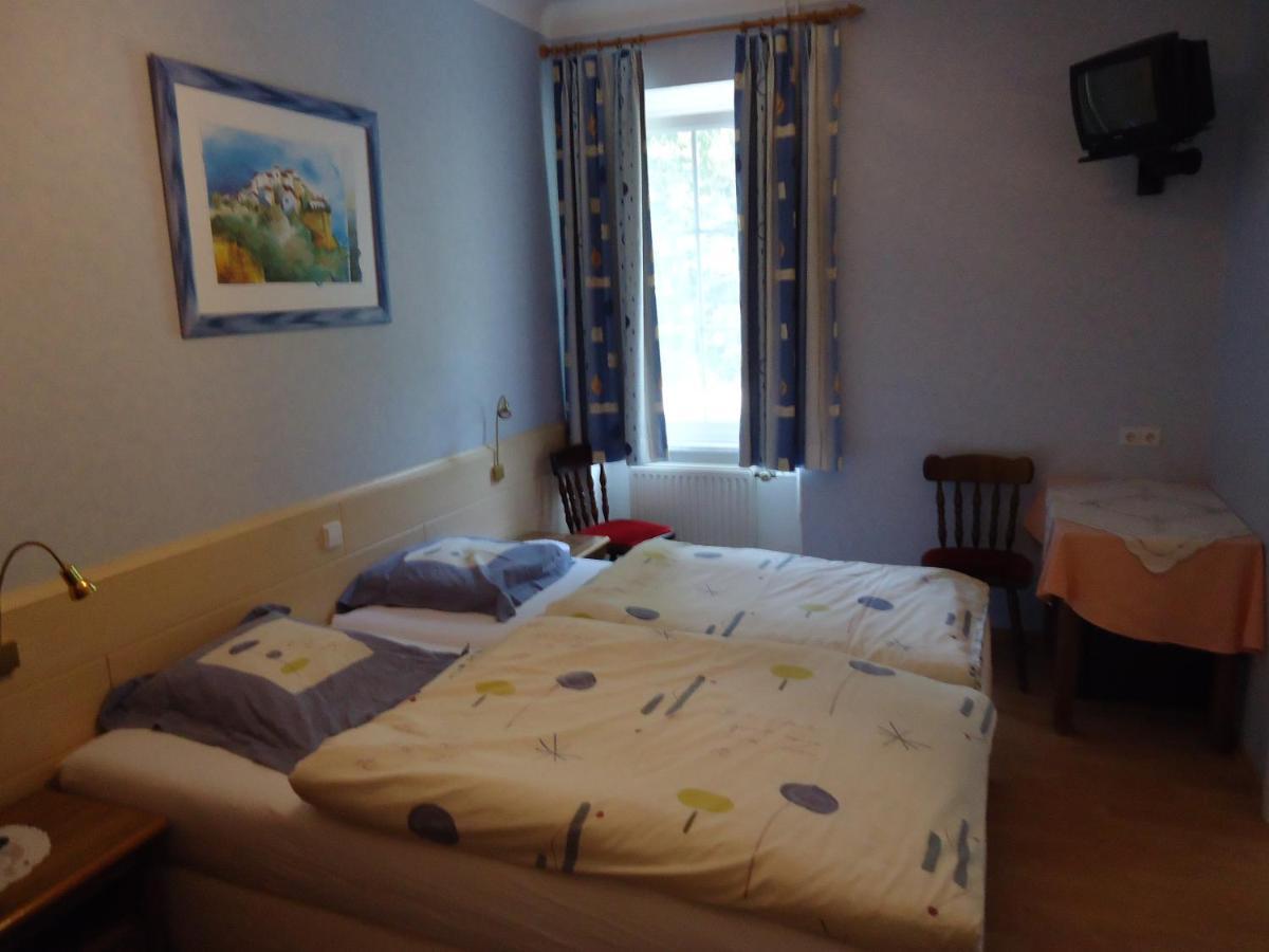Hostellerie De La Vallee Heffingen Cameră foto